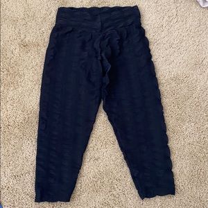 BBB booty by brabants black cropped leggings